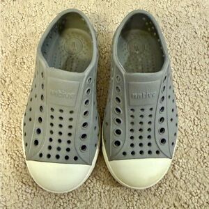Native Kids Jefferson Gray Slip-On Water Shoes Size C8 Unisex